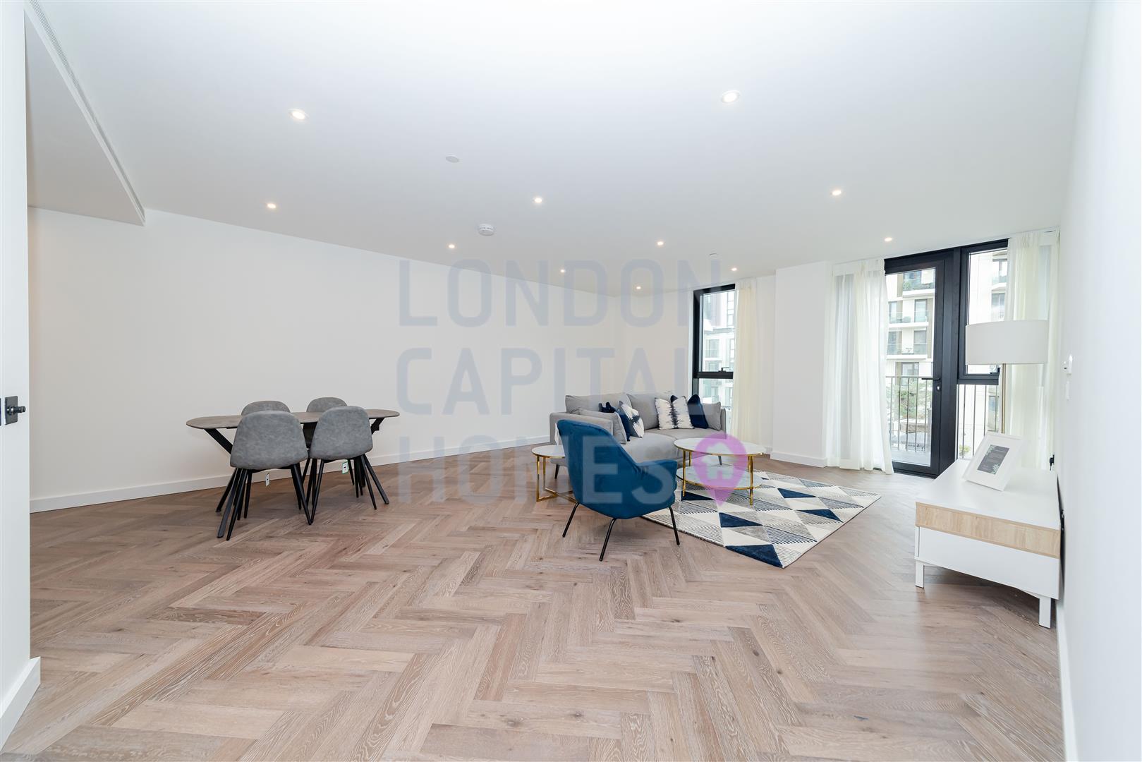 2 bed property in 1 Merino gardens, London